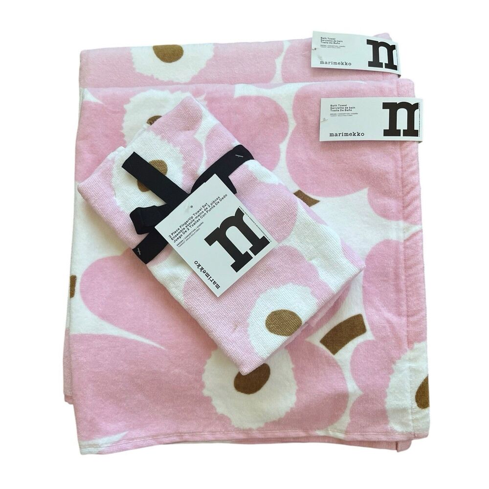 Marimekko Unikko 4 piece Towel Set Pink White Poppy Floral Bath Hand Fingertip